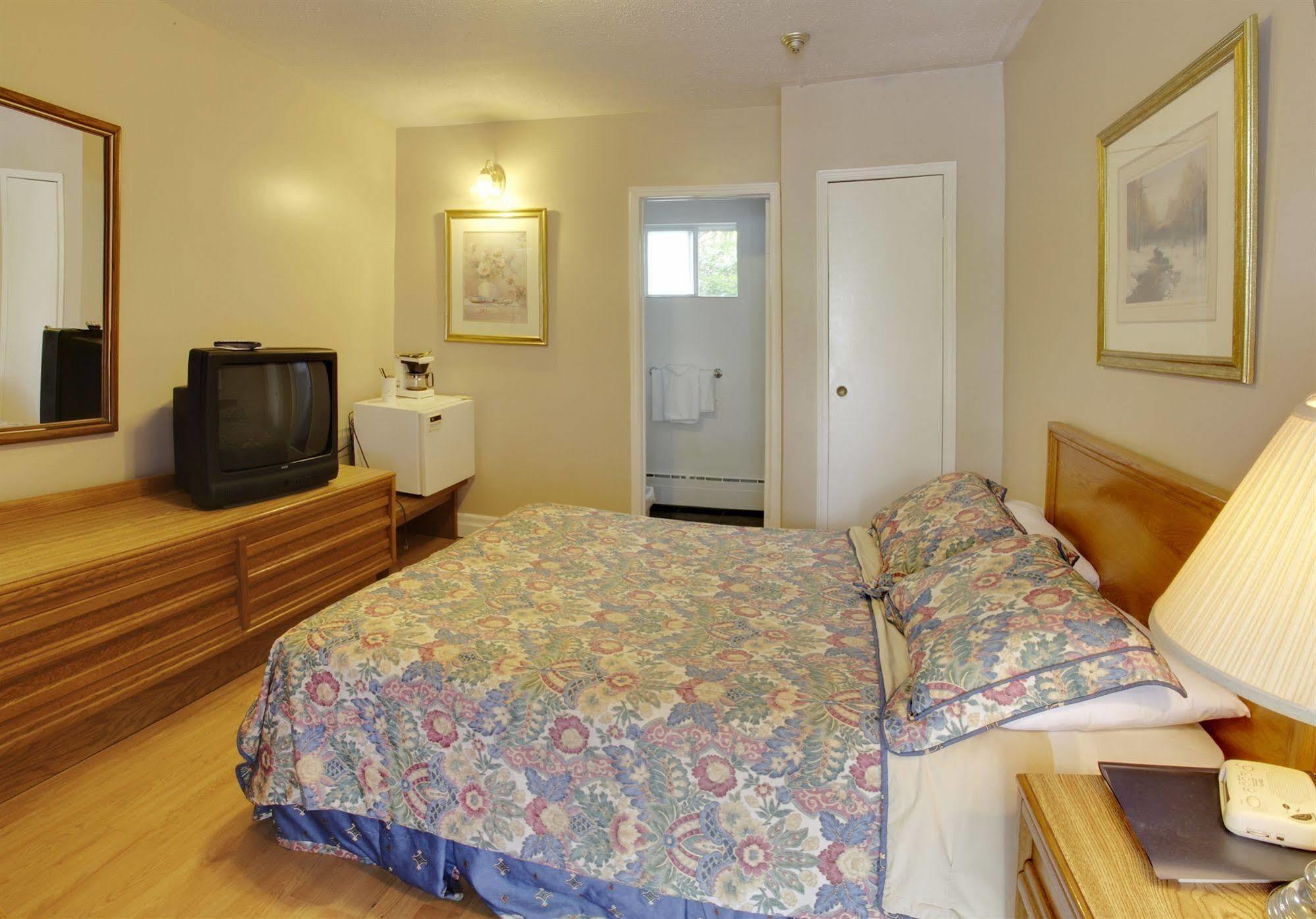 Blue Moon Motel Ниагара-Фолс Экстерьер фото